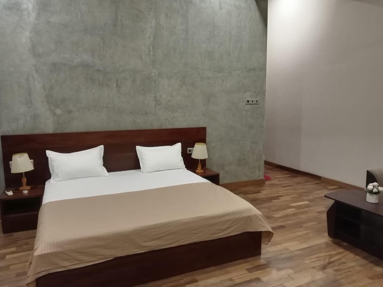 Thalangama Lakeview Lodge Battaramulla Kültér fotó