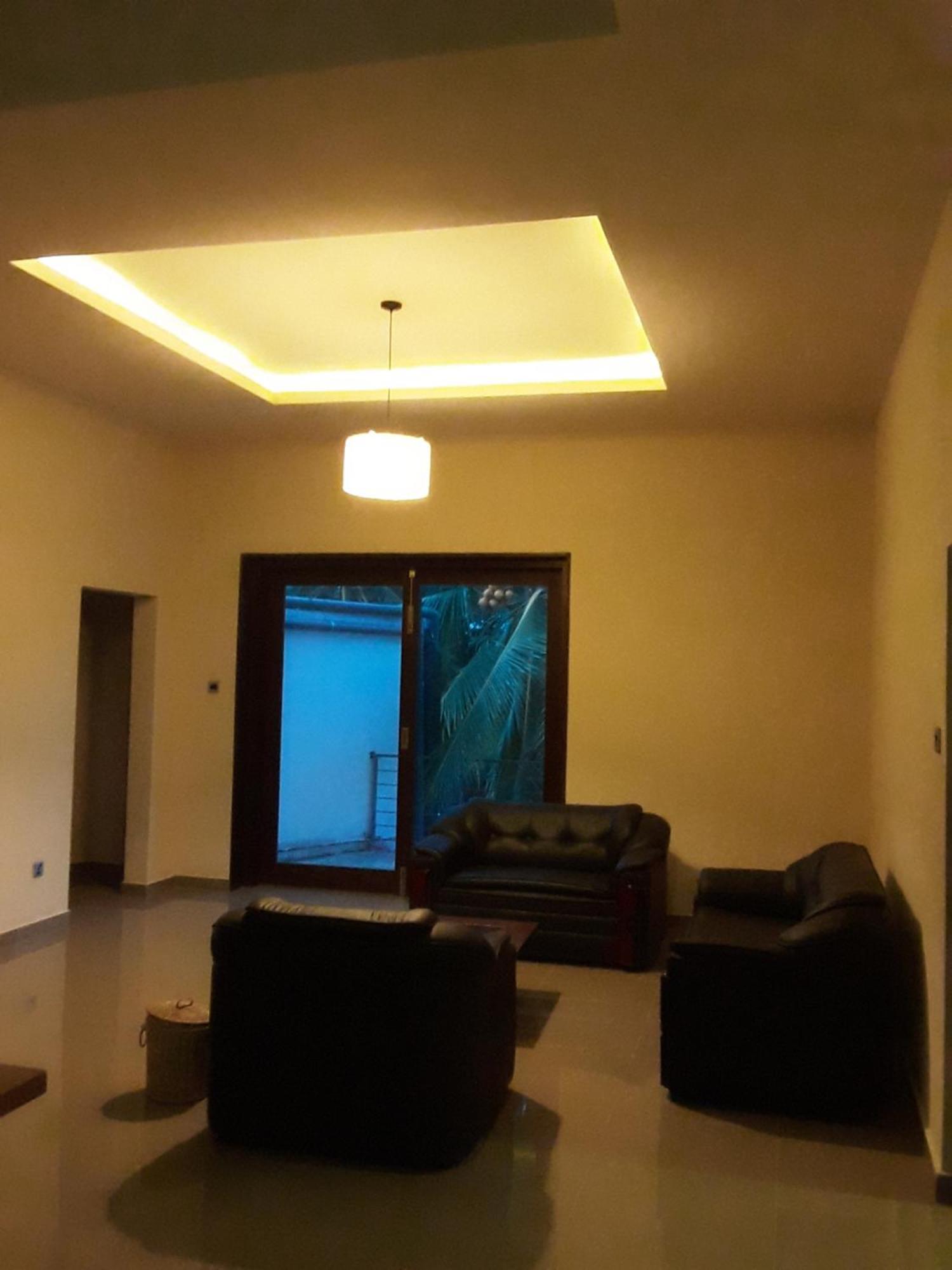 Thalangama Lakeview Lodge Battaramulla Kültér fotó
