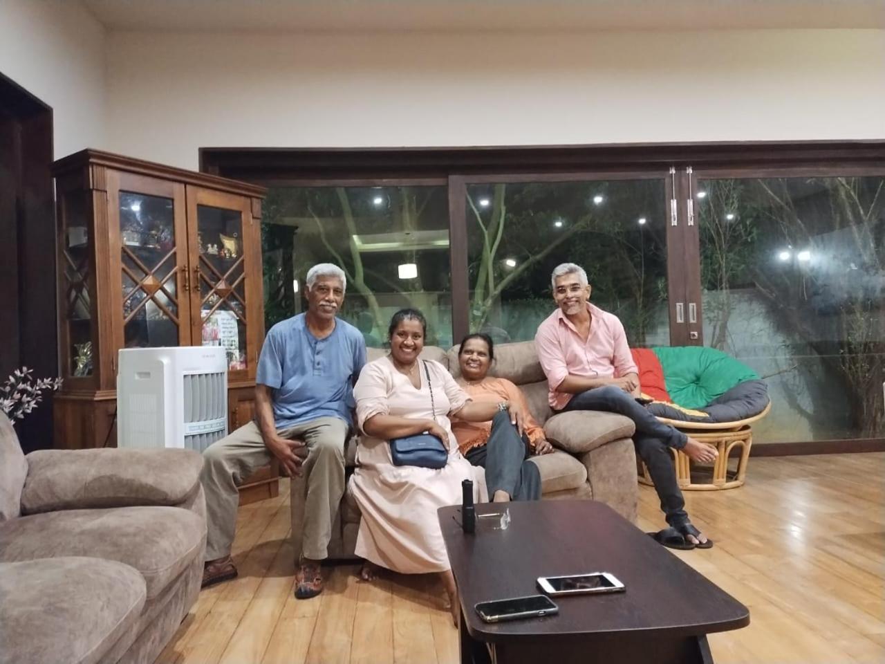 Thalangama Lakeview Lodge Battaramulla Kültér fotó